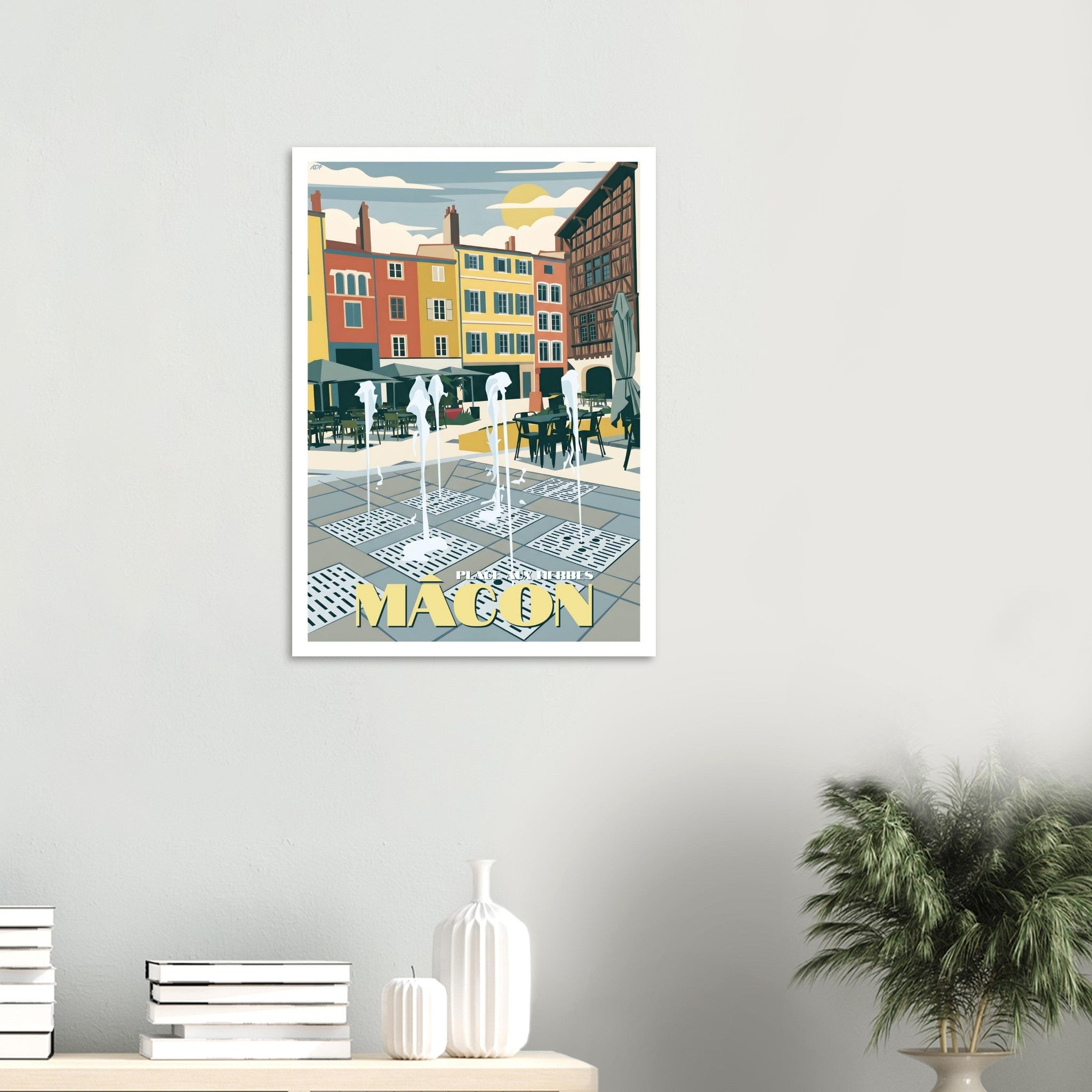 Affiche encadrée de Mâcon accrochée au mur dans un intérieur lumineux contemporain