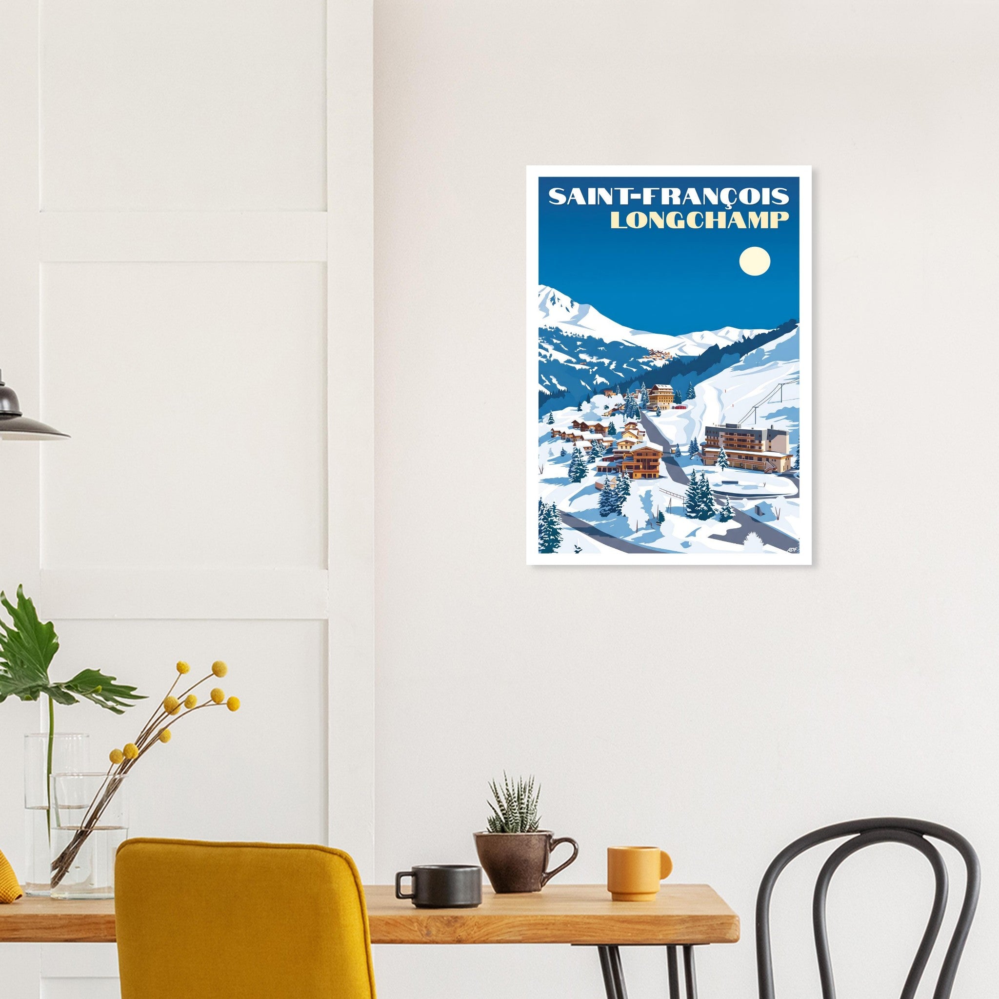 Affiche de montagne hivernale intégrée dans une décoration d'intérieur moderne